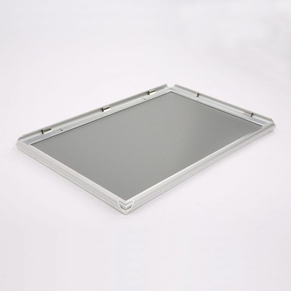 0.59 Snap Frame, mitred, 18x24, silver-1