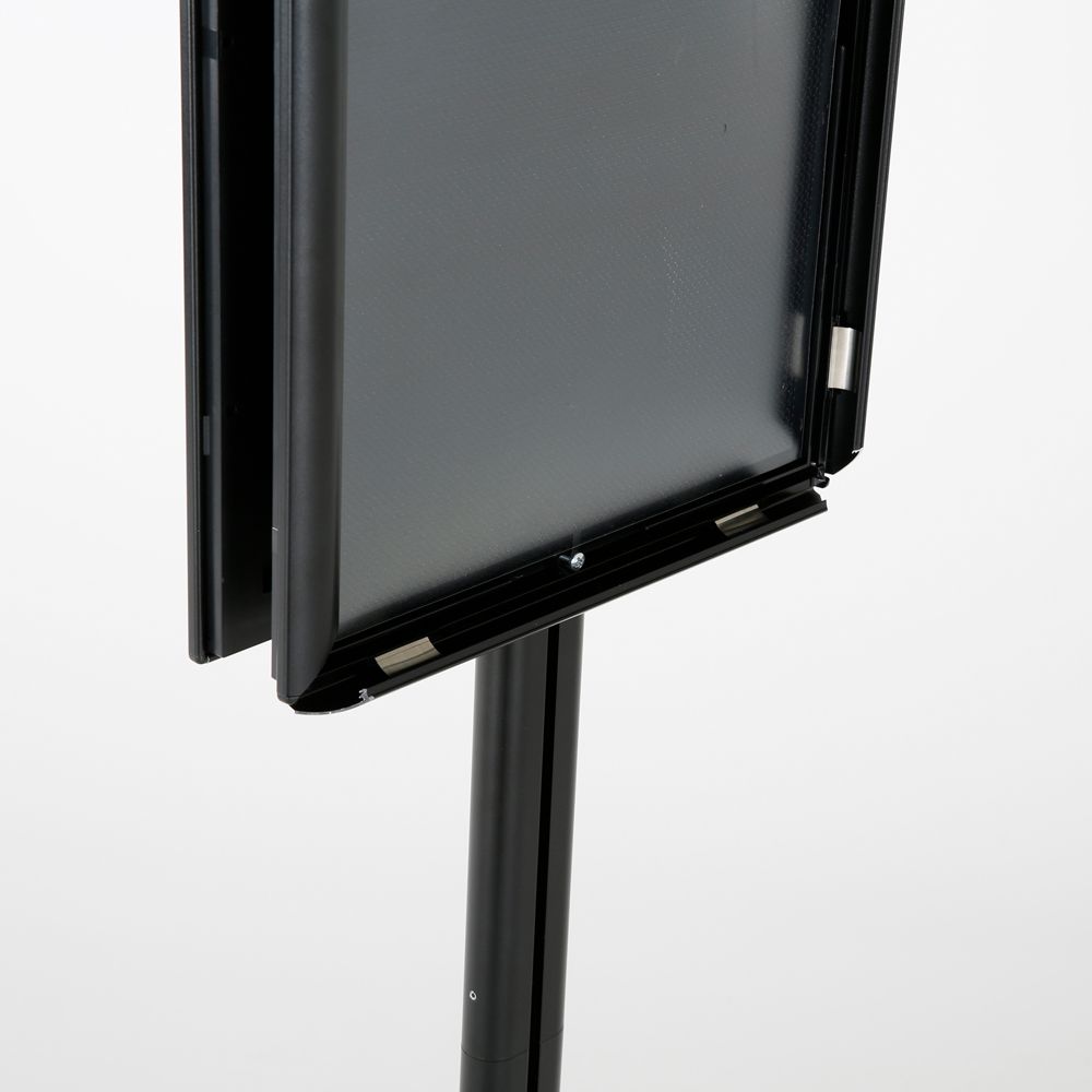 Steel sheles 2 x Black Details about   M&T Displays Free Standing Display Frame 11X17 