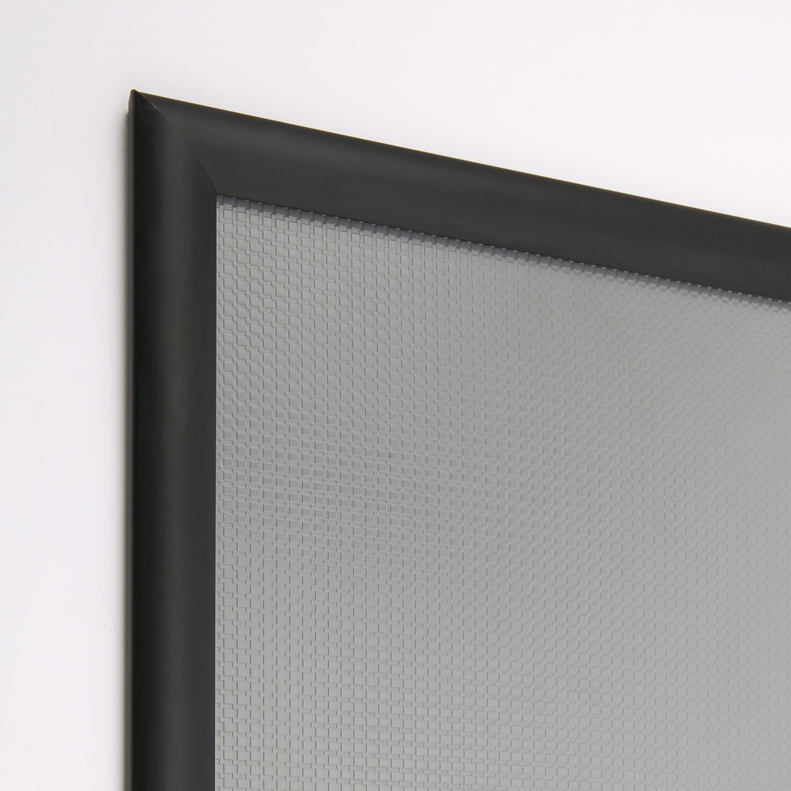 Black Aluminum 24 by 36-Inch Displays2go PF862436BK Poster Frame 